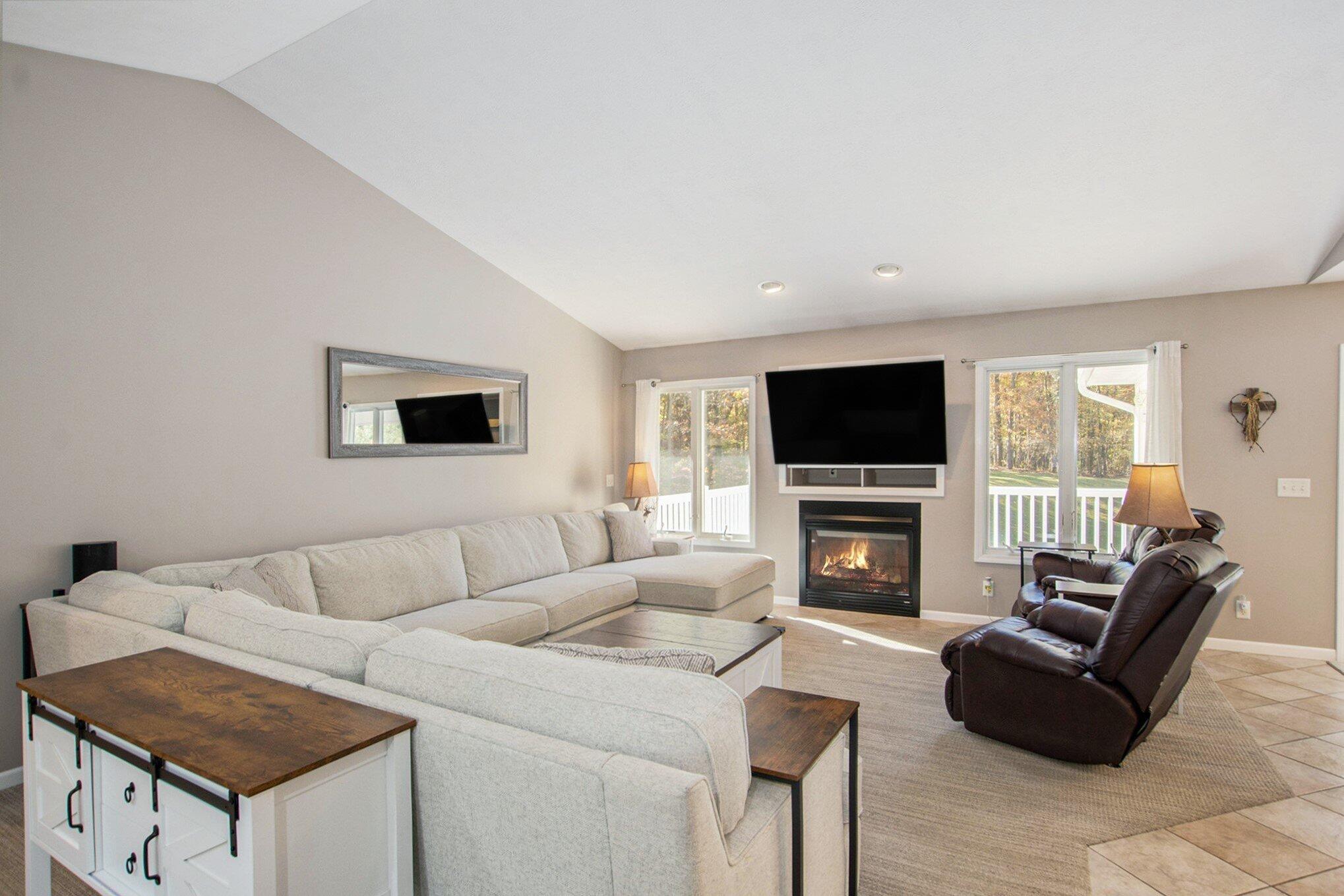 14550 Tall Timbers Spring Lake Spring Lake, MI 49456 - Photo 5 of 53 006_dng07938_868