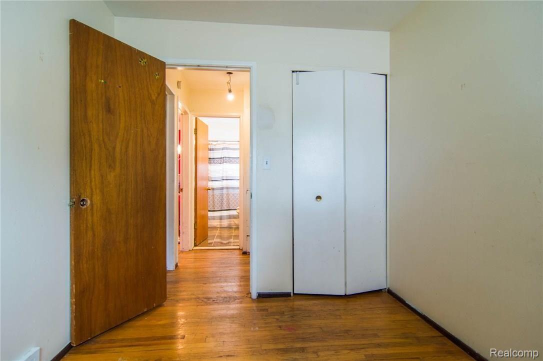 20445 Berg Road Detroit, MI 48219 - Photo 15 of 29 DSC_8337.jpg
