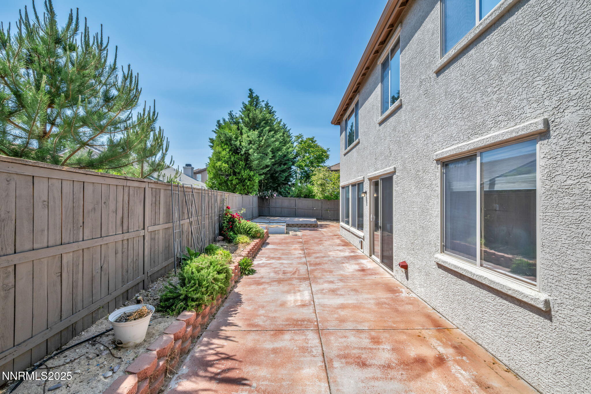 420 Miesque Court Reno, NV 89521 - Photo 38 of 43 a view of a pathway with a backyard