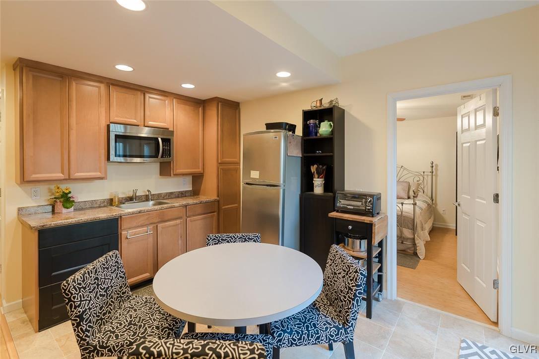 1649 Bridgeton Road Breinigsville, PA 18031 - Photo 16 of 20 Kitchenette in basement with private entrance and