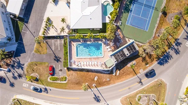 $849,500 | 5608 Gulf Drive, Unit 104, Holmes Beach, FL 34217