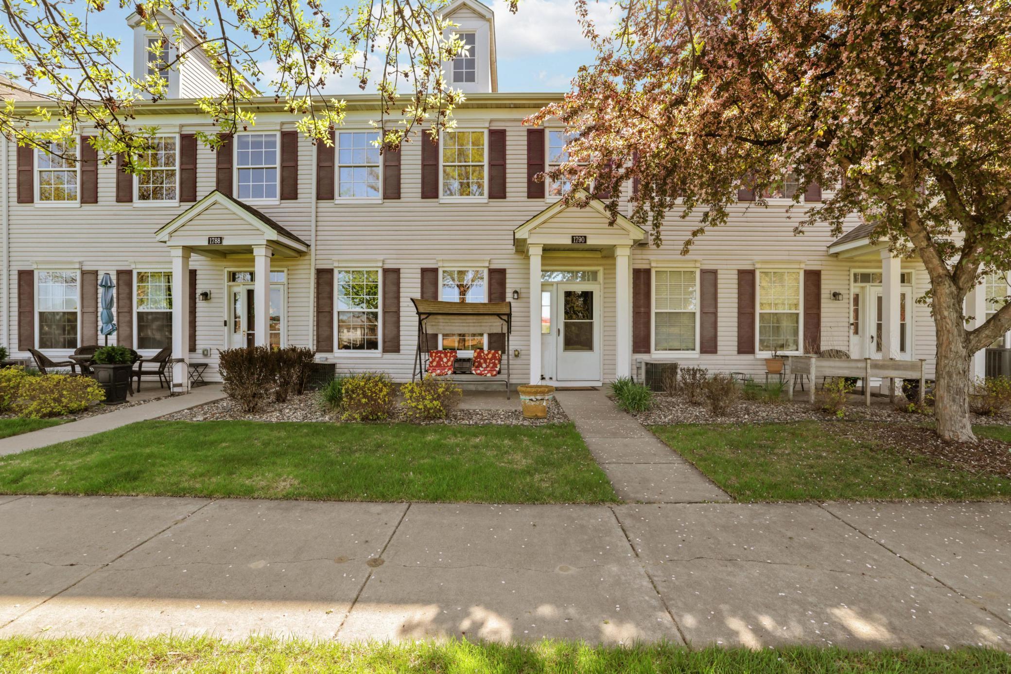 1790 Colonial Street Shakopee, MN 55379 - Photo 1 of 29