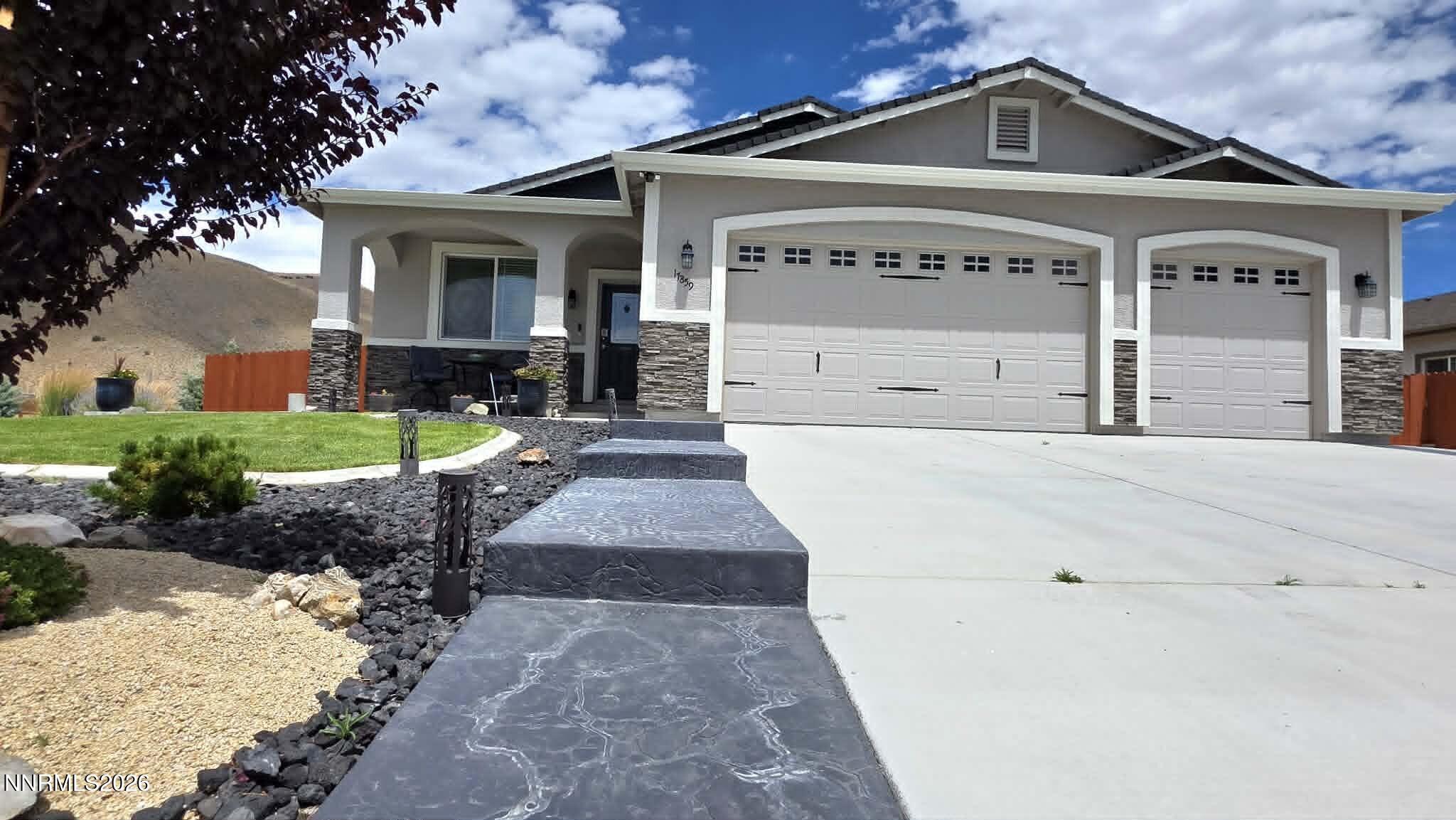 17859 Rose Meadow Court Reno, NV 89508 - Photo 4 of 41 c4aa45cc-fba2-40d5-891c-5ae118b1bf2a