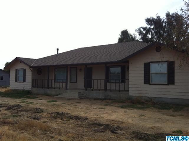 811 South Anderson Road Exeter, CA 93221 - Photo 1 of 1 Primary Photo