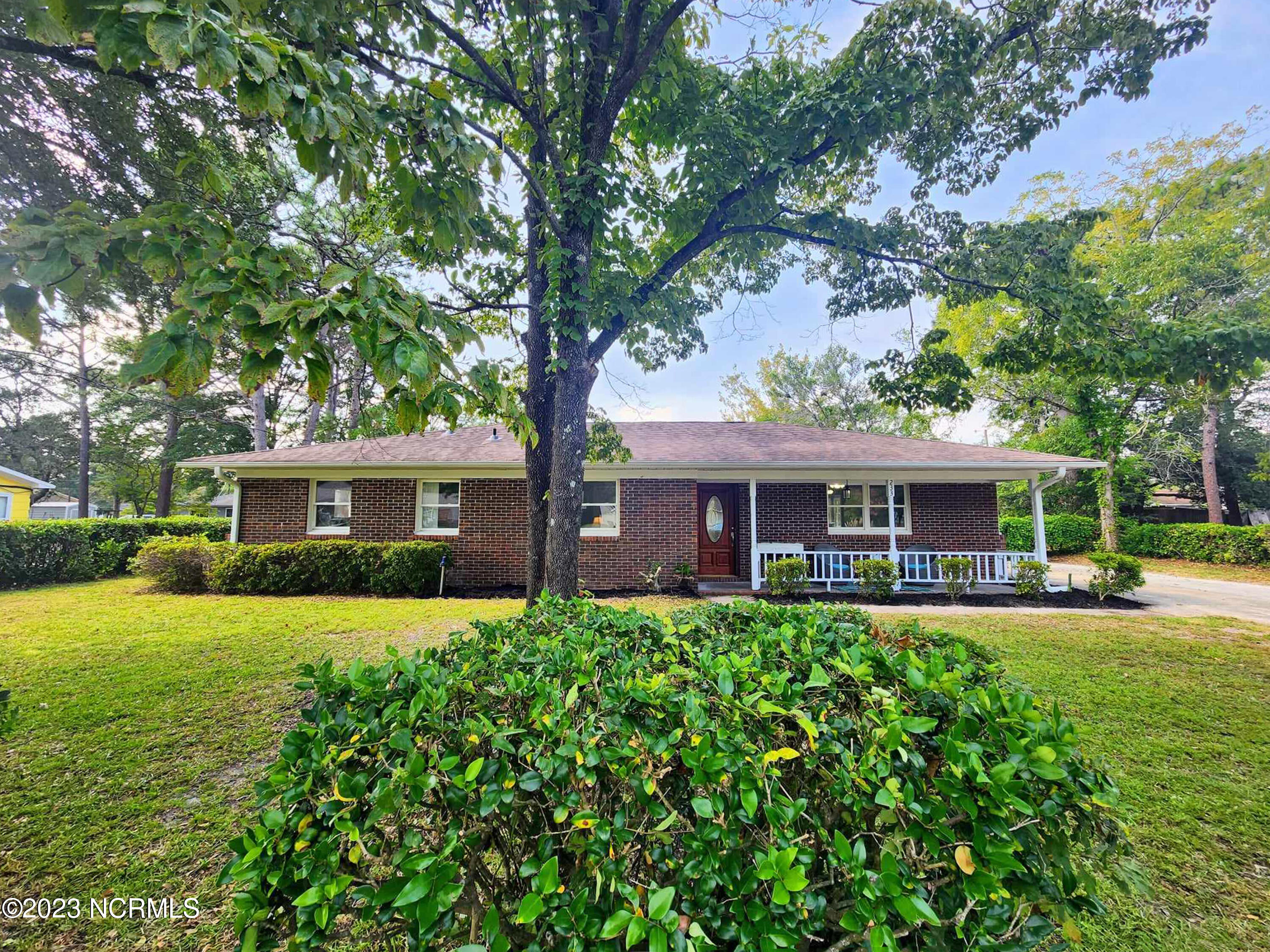 233 Lancaster Road Wilmington, NC 28409 - Photo 27 of 28 Front