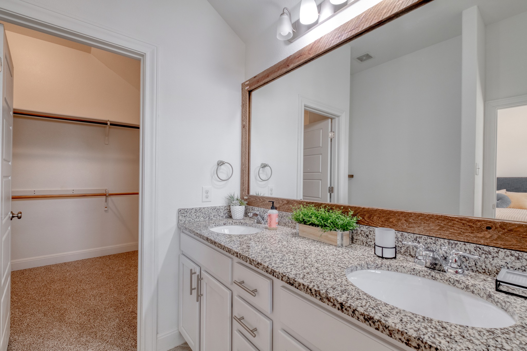 13205 Olivers Way Manchaca, TX 78652 - Photo 16 of 25