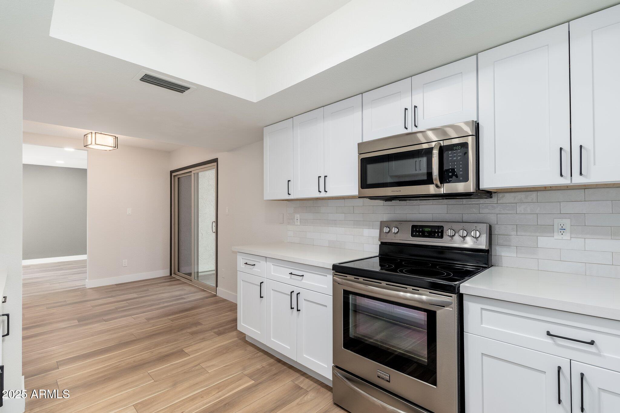 1051 South Dobson Road, Unit 44 Mesa, AZ 85202 - Photo 10 of 33 1051 S Dobson Rd UNIT 44 - 13
