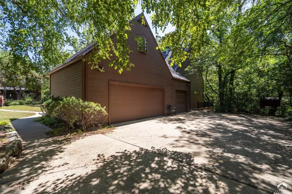 $719,900 | 1321 Raintree Place, Lawrence, KS 66044