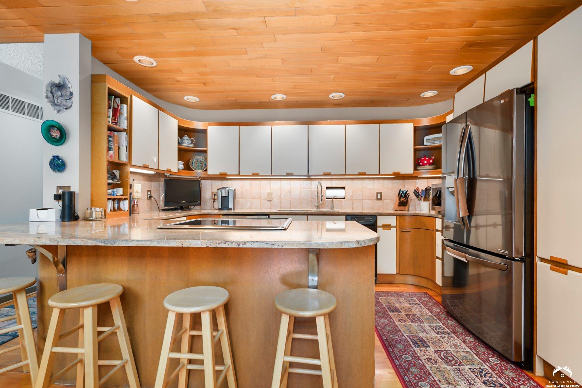 1321 Raintree Place Lawrence, KS 66044 - Photo 21 of 80