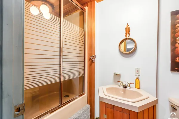 $690,000 | 1321 Raintree Place, Lawrence, KS 66044