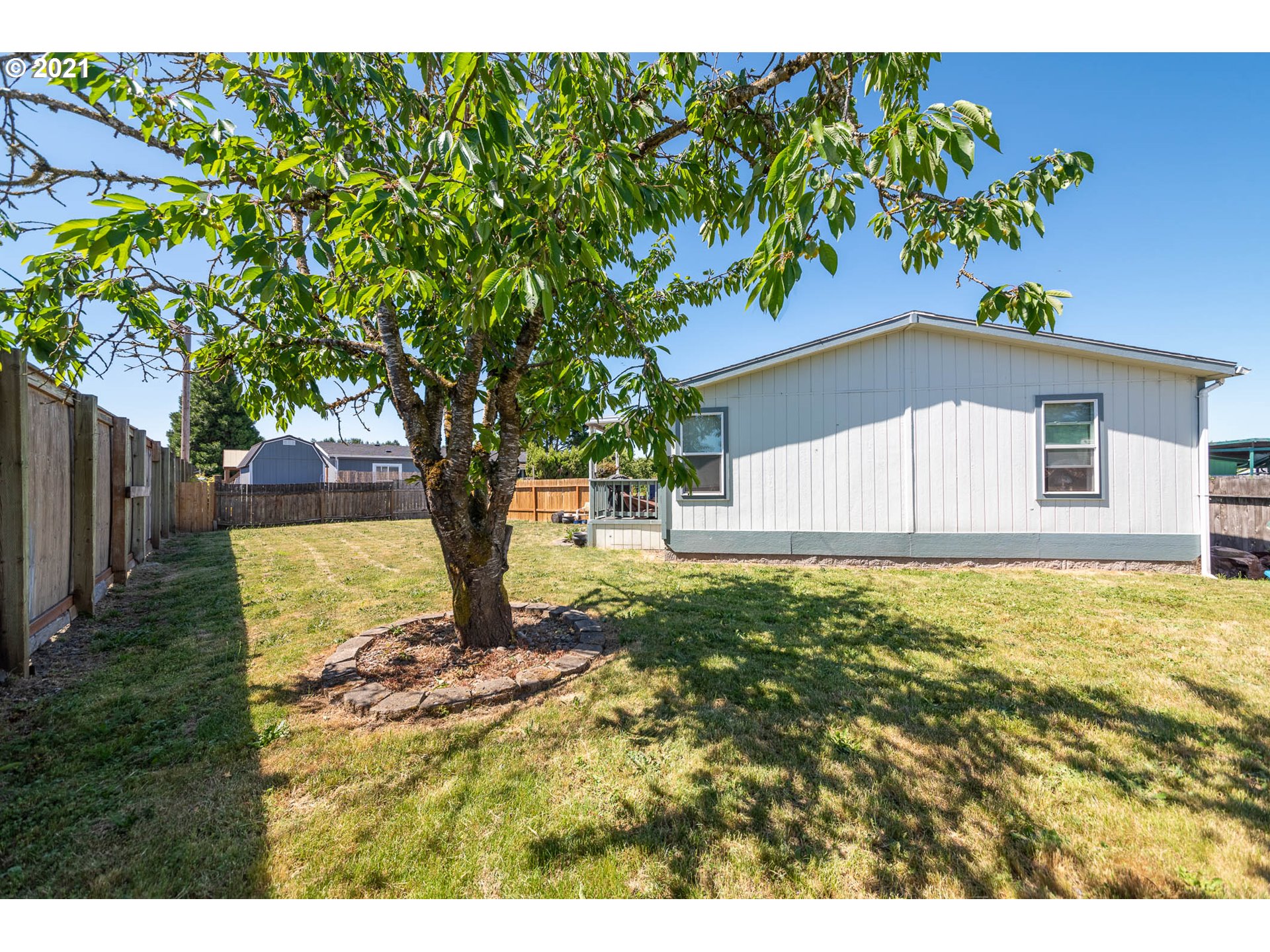 4957 Morely Loop Eugene, OR 97402 - Photo 22 of 23 Gallery Image 22