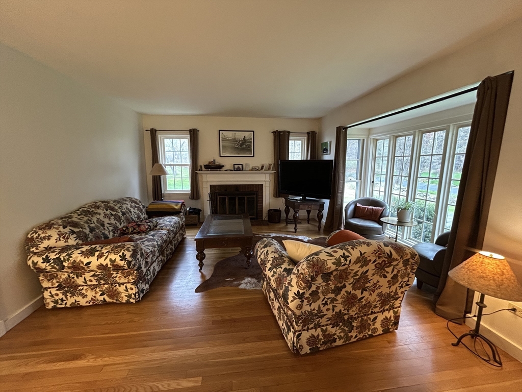 35 Lakeshore Road Boxford, MA 01921 - Photo 14 of 35