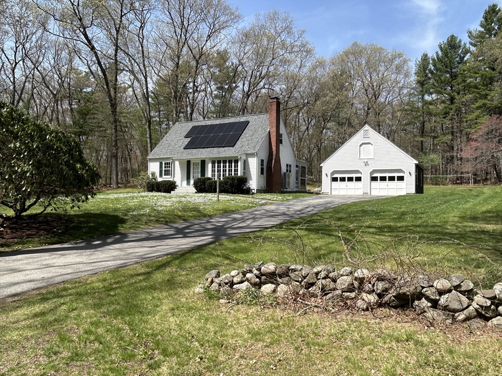 35 Lakeshore Road Boxford, MA 01921 - Photo 2 of 35