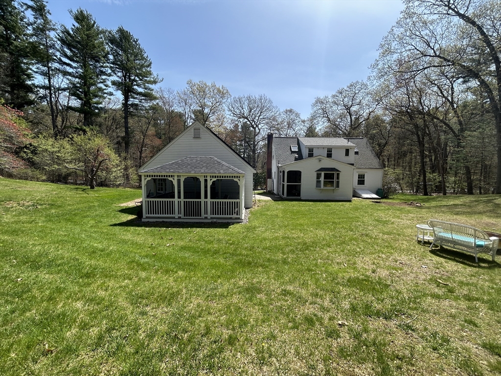 35 Lakeshore Road Boxford, MA 01921 - Photo 4 of 35