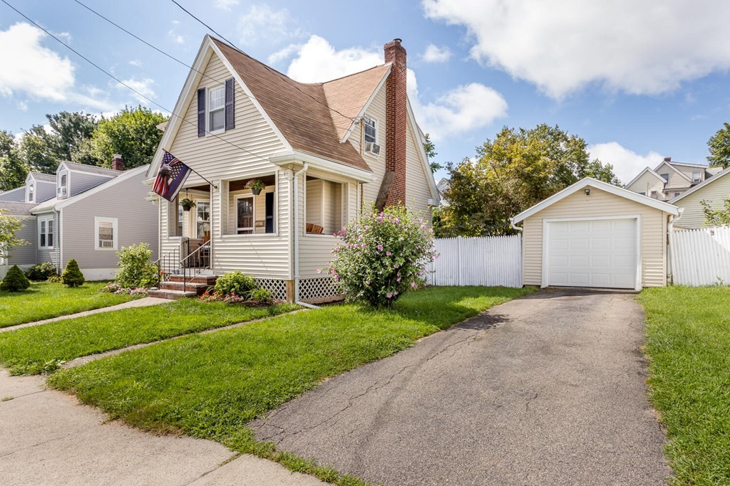 45 Brookfield Road Norwood, MA 02062 - Photo 2 of 20