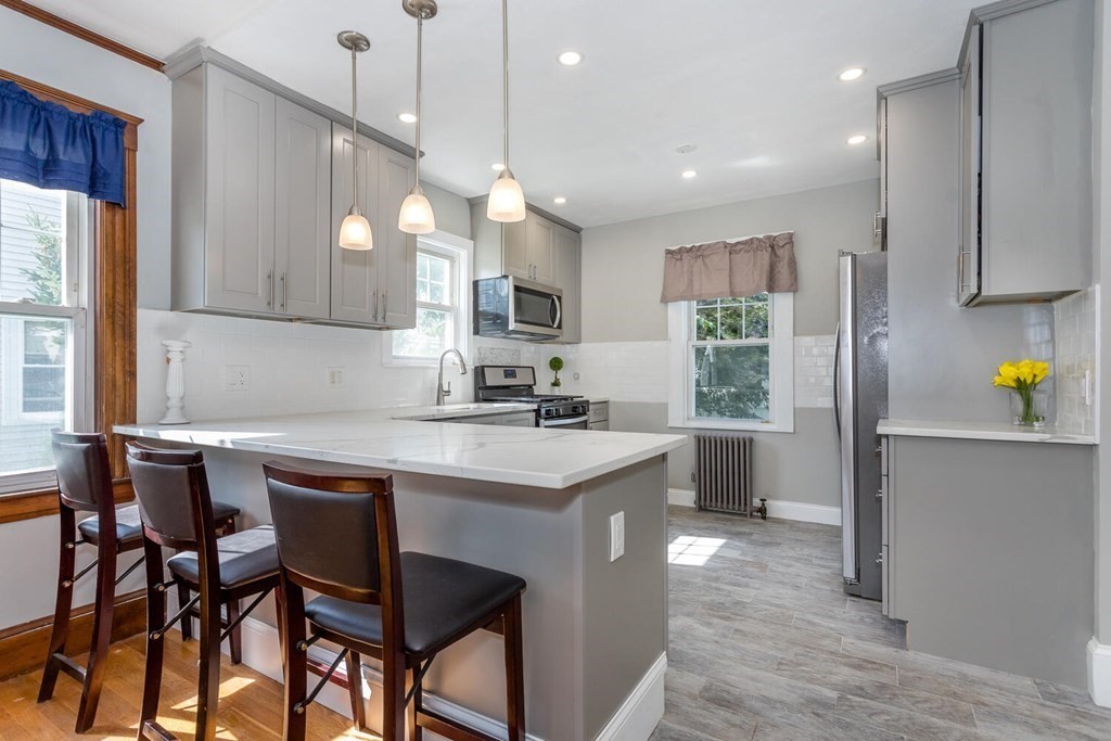 45 Brookfield Road Norwood, MA 02062 - Photo 3 of 20