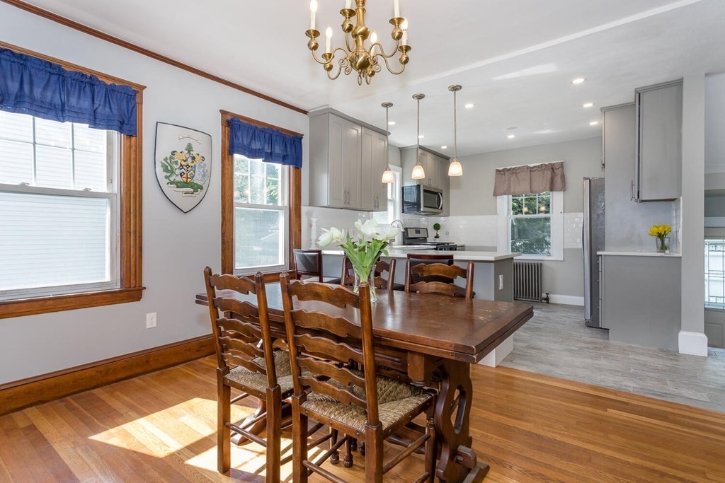 45 Brookfield Road Norwood, MA 02062 - Photo 7 of 20