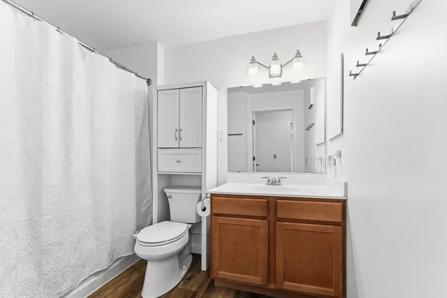 $165,000 | 720 3rd Avenue Northeast, Unit 319, Minneapolis, MN 55413