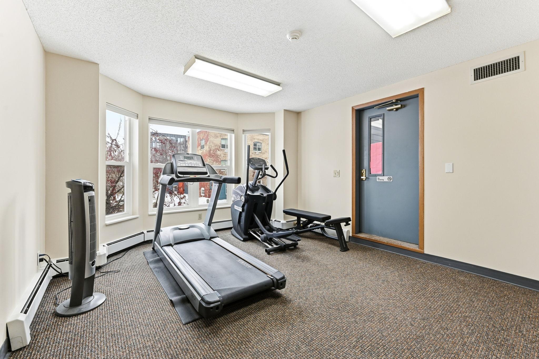 720 3rd Avenue Northeast, Unit 319 Minneapolis, MN 55413 - Photo 22 of 26