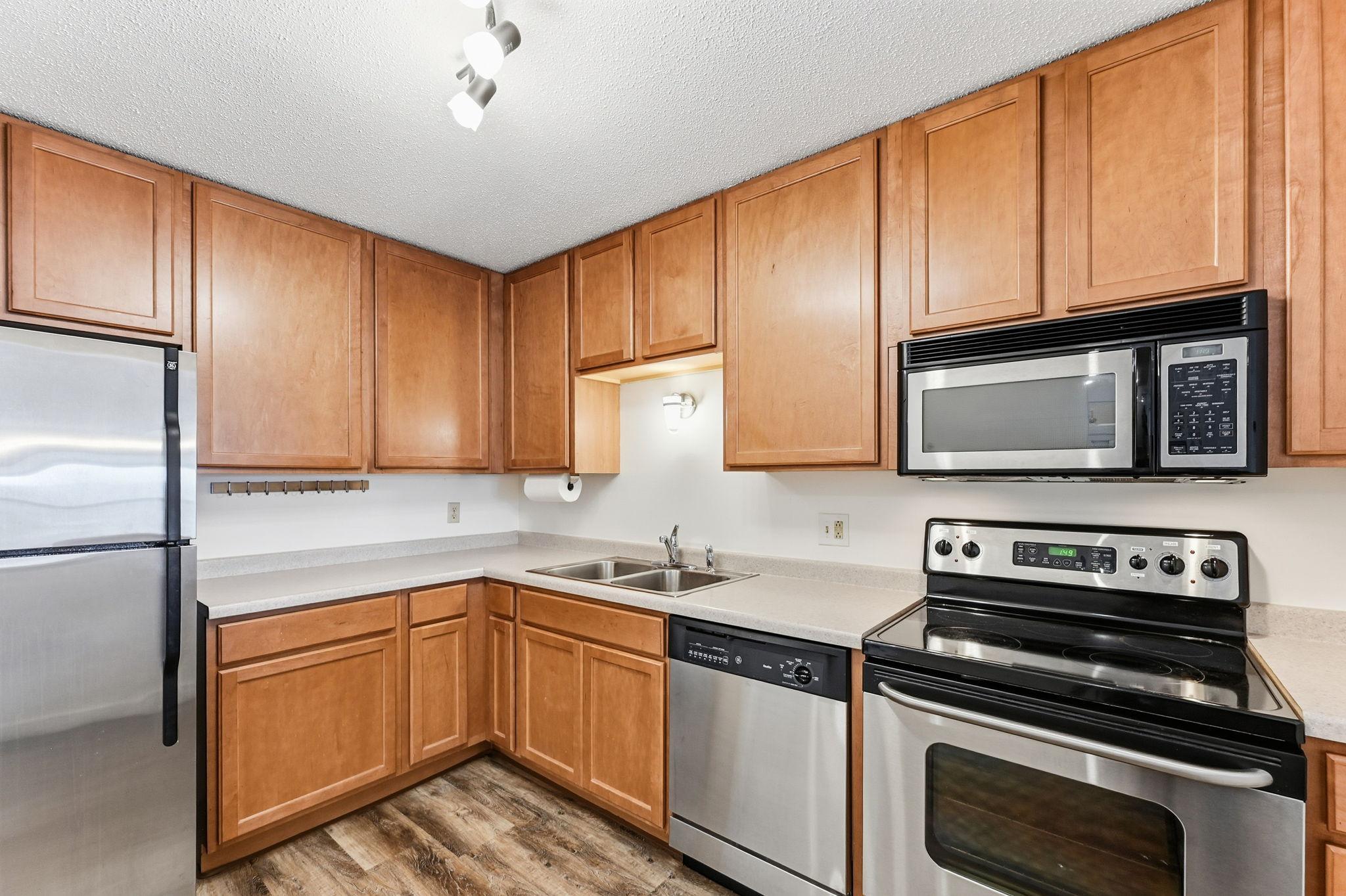 720 3rd Avenue Northeast, Unit 319 Minneapolis, MN 55413 - Photo 6 of 26