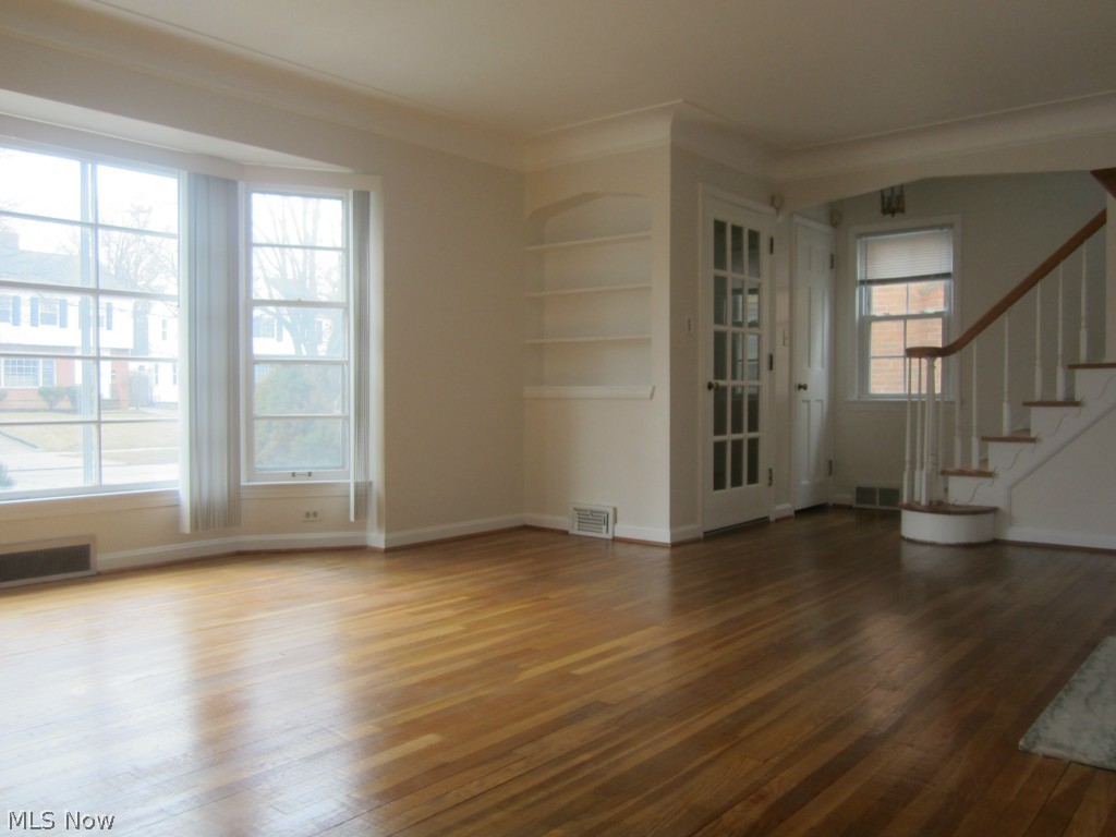 3709 Silsby Road Cleveland, OH 44118 - Photo 3 of 19 Gallery Image 3