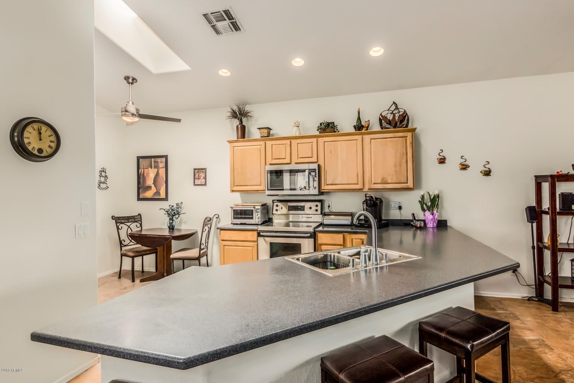 3218 East Fremont Road Phoenix, AZ 85042 - Photo 7 of 30 Kitchen