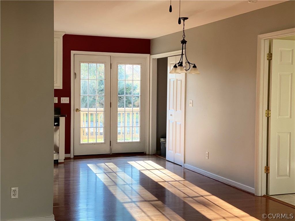 14566 Meade Road Amelia Court House, VA 23002 - Photo 4 of 22 Gallery Image 4