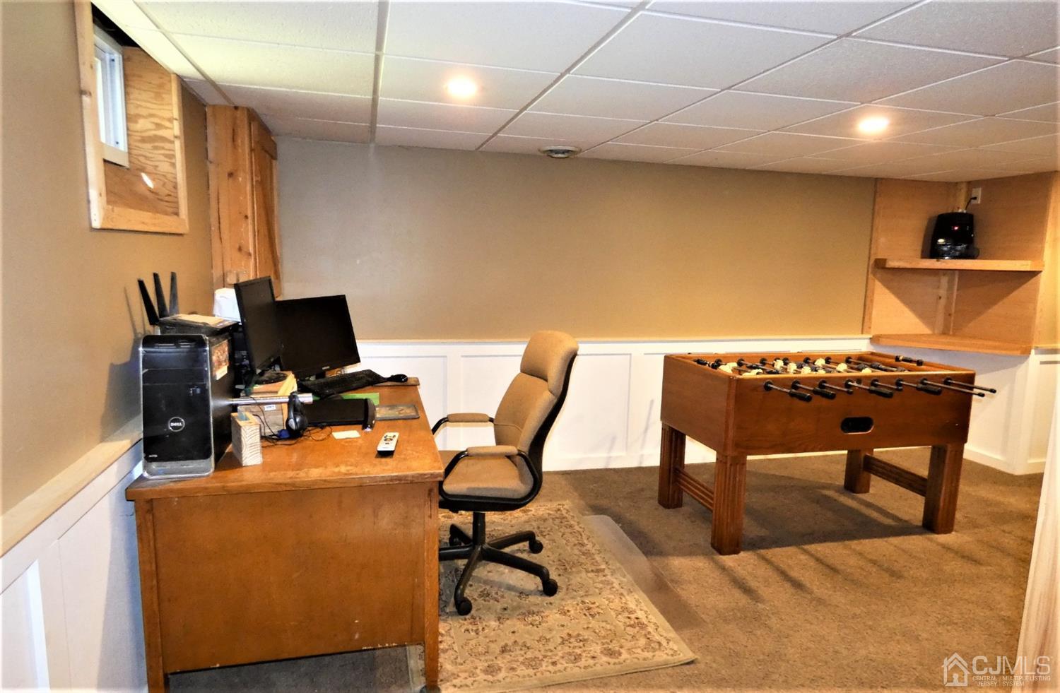 14 Apple Tree Road Flemington, NJ 08822 - Photo 27 of 33 a view of a workspace with furniture