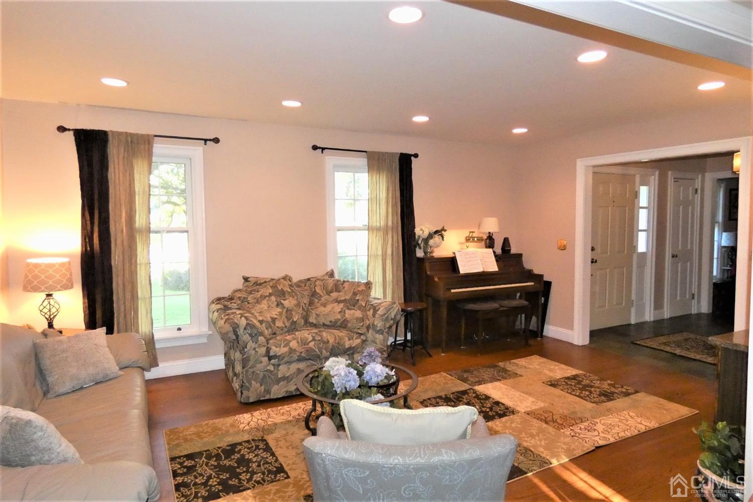 14 Apple Tree Road Flemington, NJ 08822 - Photo 5 of 33 a living room with furniture and a window