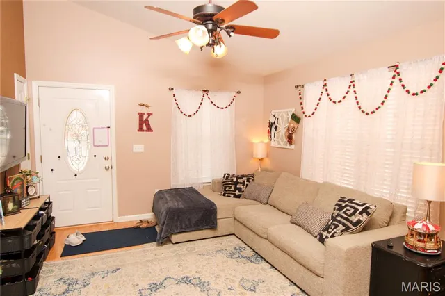 $218,000 | 328 High Street, Washington, MO 63090