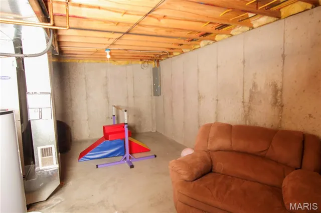 $218,000 | 328 High Street, Washington, MO 63090