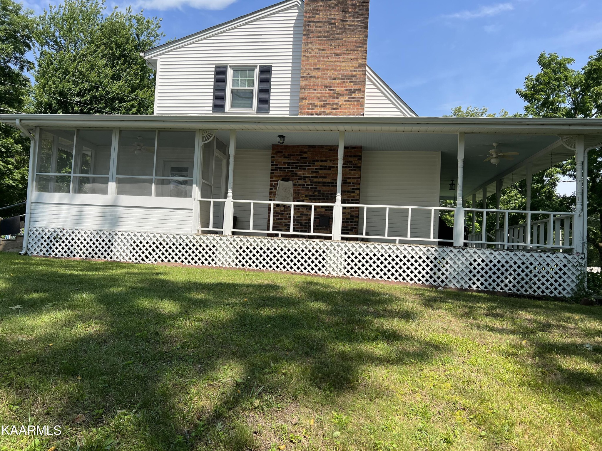 561 Grape Rough Road Oneida, TN 37841 - Photo 2 of 33 Gallery Image 2