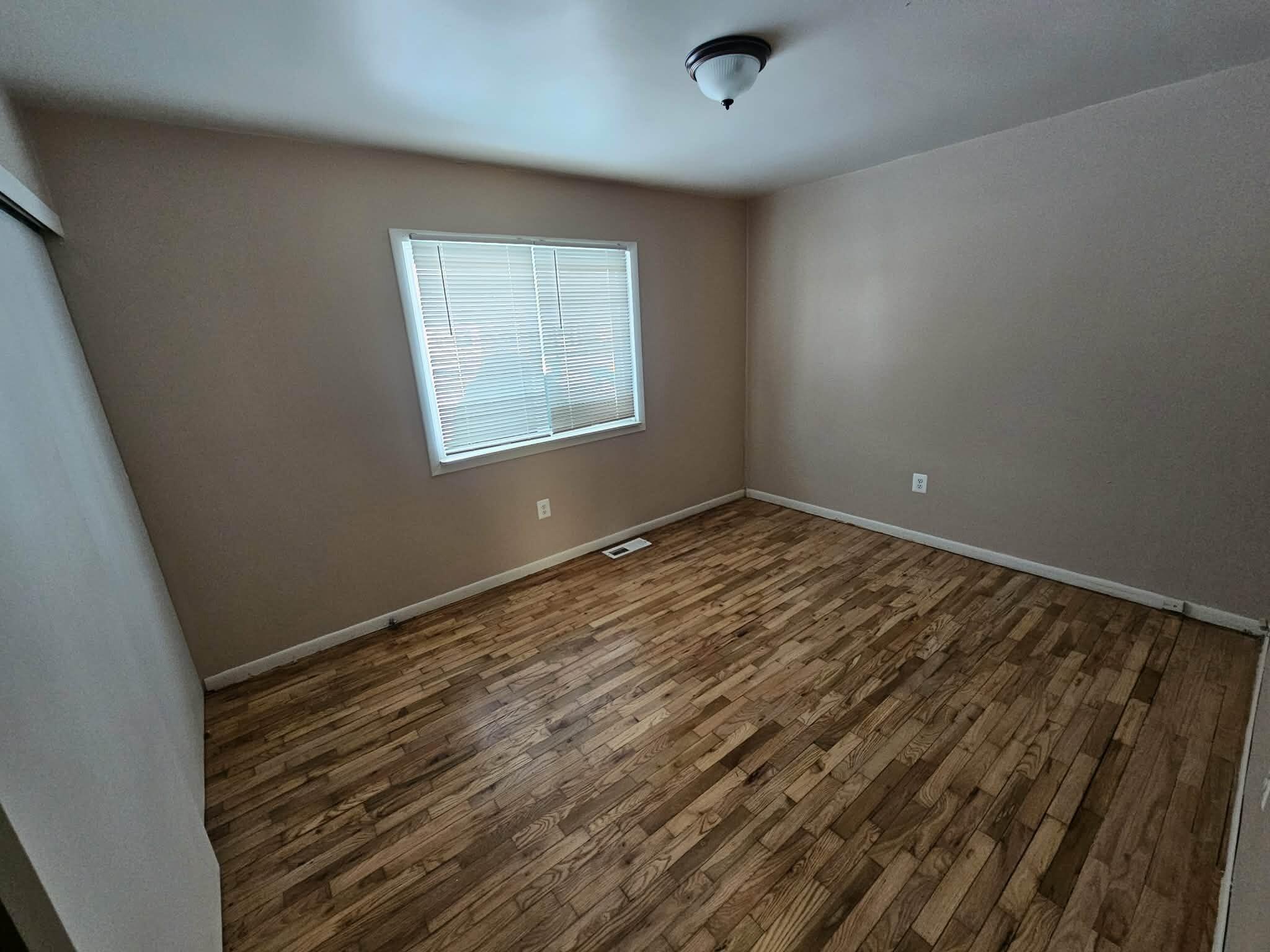 28339 Leroy Street Romulus, MI 48174 - Photo 15 of 28 Bedroom 2