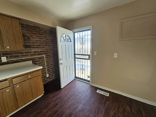 $165,000 | 28339 Leroy Street, Romulus, MI 48174