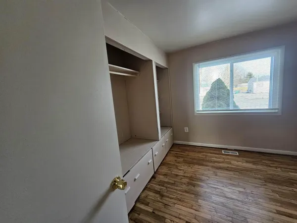 $165,000 | 28339 Leroy Street, Romulus, MI 48174