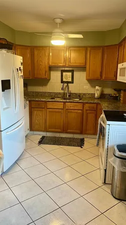 $224,900 | 11103 South St Louis Avenue, Unit 203, Chicago, IL 60655