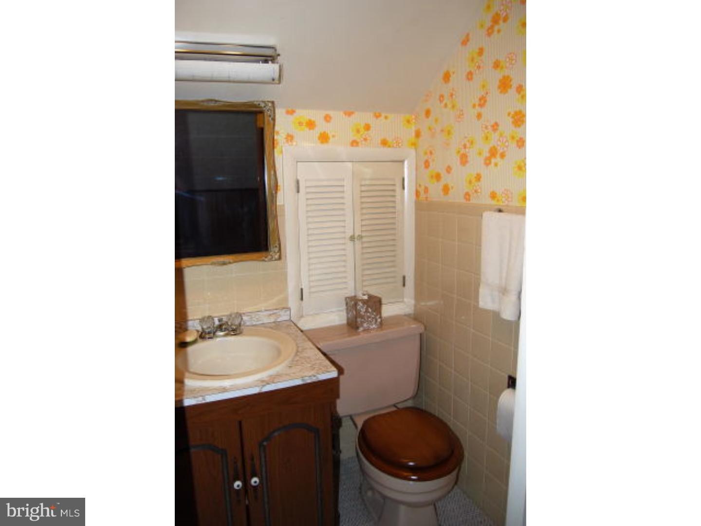 545 Gibraltar Road Reading, PA 19606 - Photo 15 of 21 Half Bath
