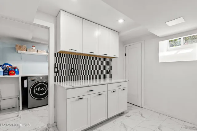 a view of a backyard with a small cabin