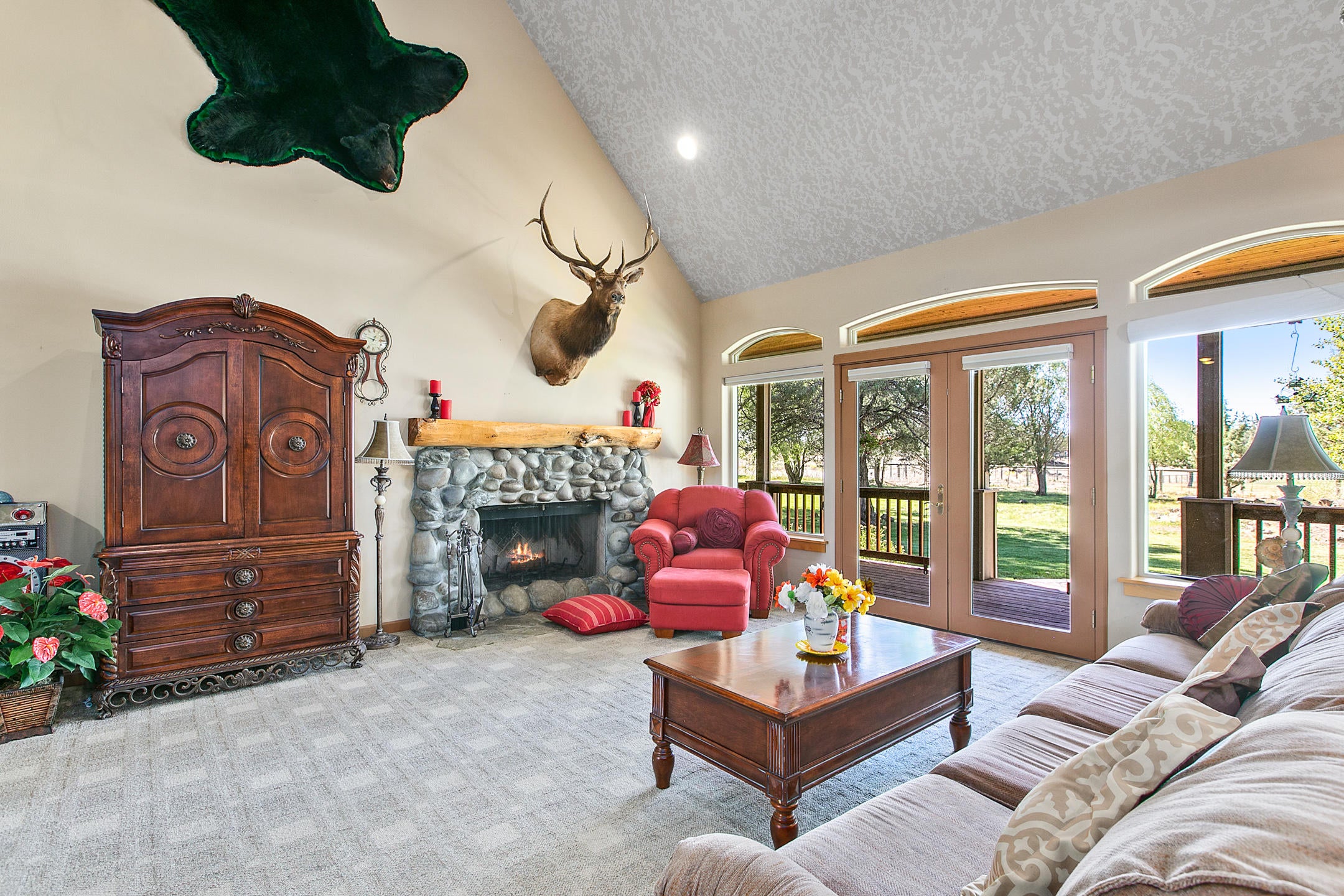 22515 Bear Creek Road Bend, OR 97701 - Photo 15 of 29 2020_08_29_22515_bear_creek-36