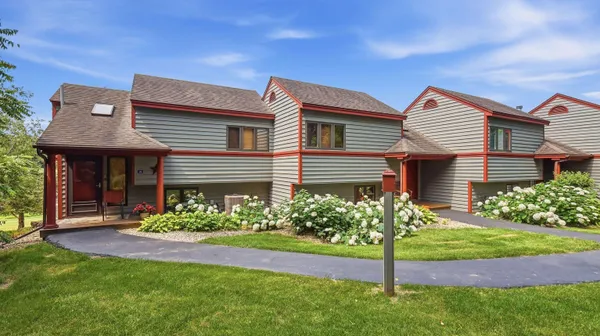 $239,000 | 24 Spring Creek Lane, Galena, IL 61036