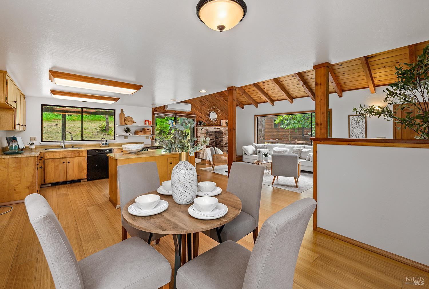 529 Wagnon Road Sebastopol, CA 95472 - Photo 13 of 59