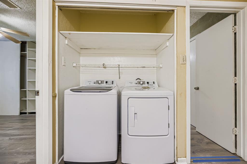 2400 Jupiter Road, Unit I2 Plano, TX 75074 - Photo 27 of 28 a utility room with dryer and washer