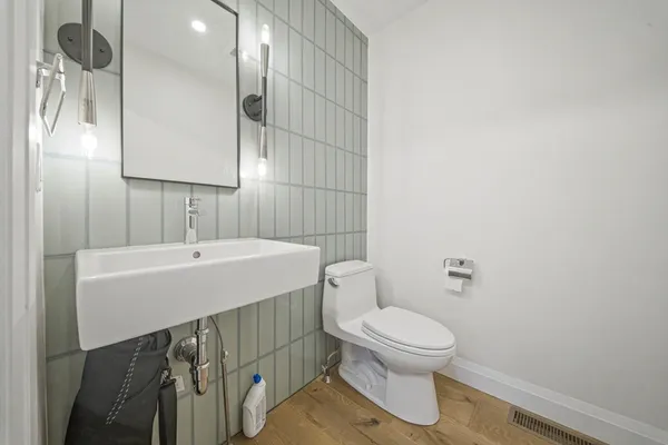 $11,000 | 73-75 Prince Street, Unit 75, Cambridge, MA 02139