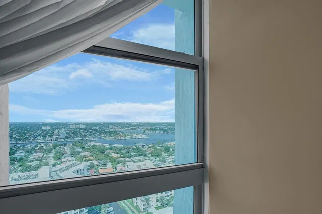 a view of a tennis court