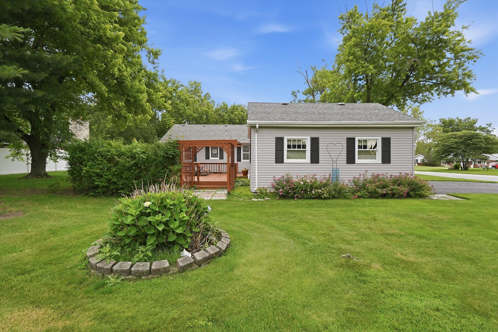 328 Milburn Avenue Crete, IL 60417 - Photo 18 of 22