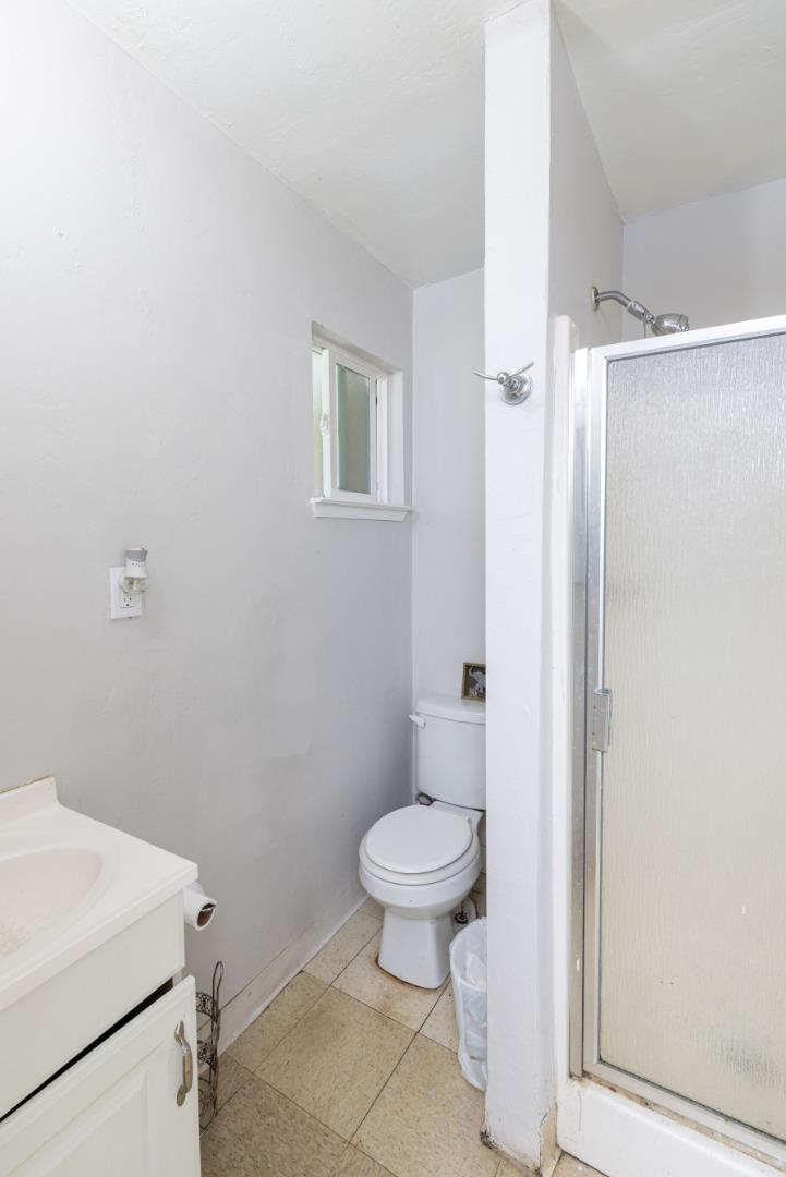 137 Calabasas Road Watsonville, CA 95076 - Photo 25 of 34 Gallery Image 25