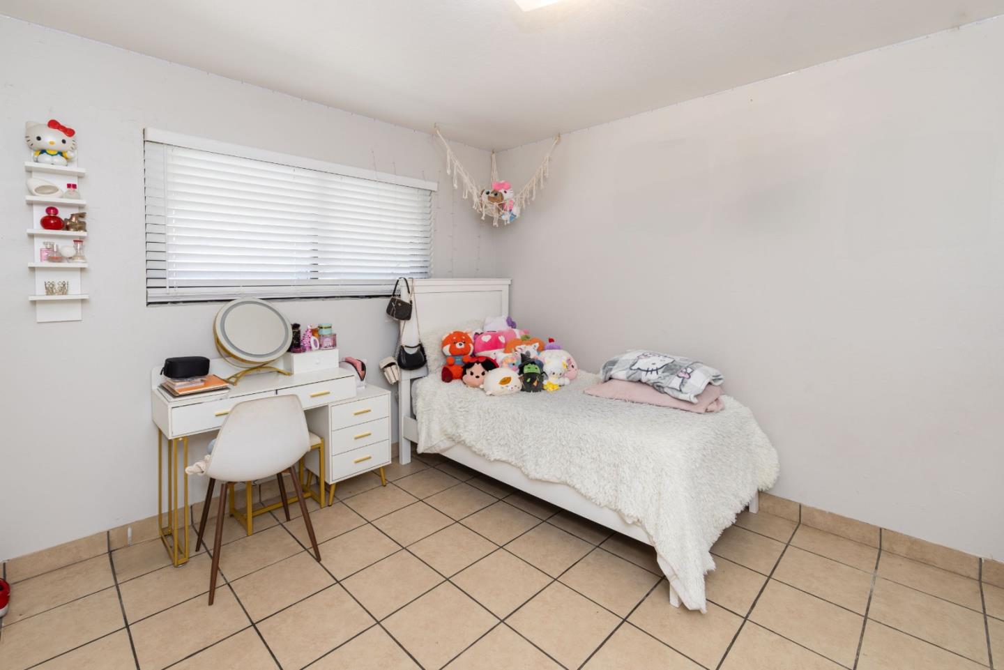 137 Calabasas Road Watsonville, CA 95076 - Photo 27 of 34 Gallery Image 27