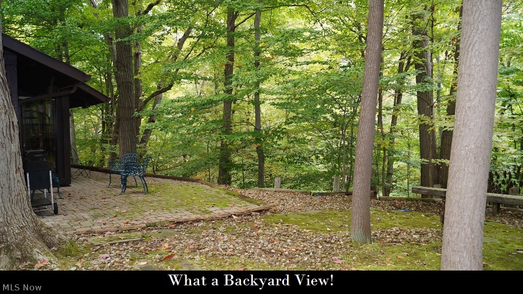17631 Falling Leaves Road Strongsville, OH 44136 - Photo 24 of 25 Gallery Image 24