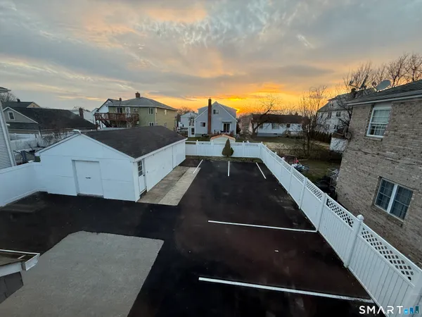 $2,950 | 85 Avery Street, Stamford, CT 06902