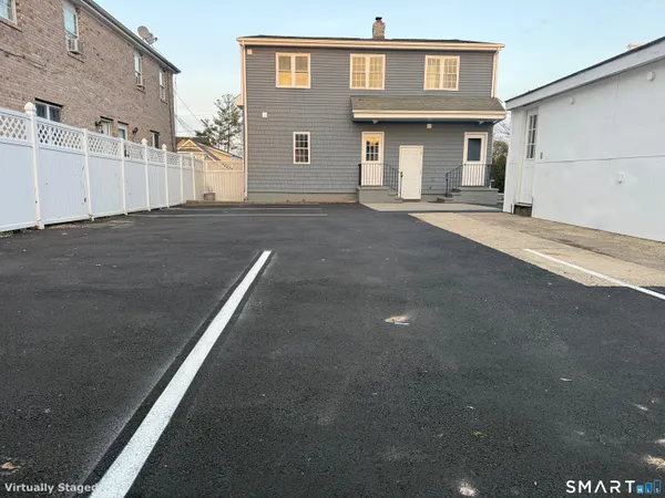 $2,950 | 85 Avery Street, Stamford, CT 06902